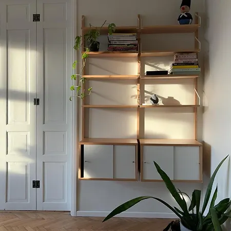 Charming And Spacious In The Embassy Area Apartmán
